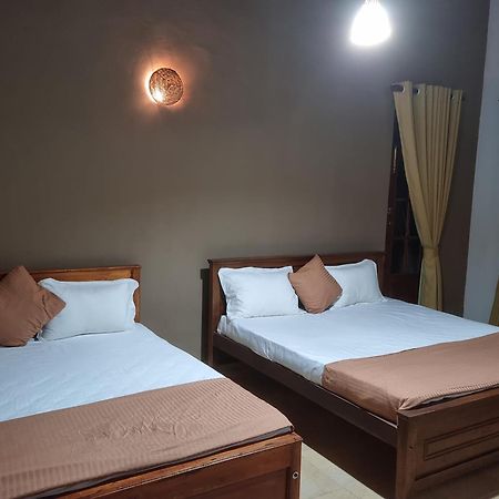 Stellar Inn Peradeniya Exteriör bild