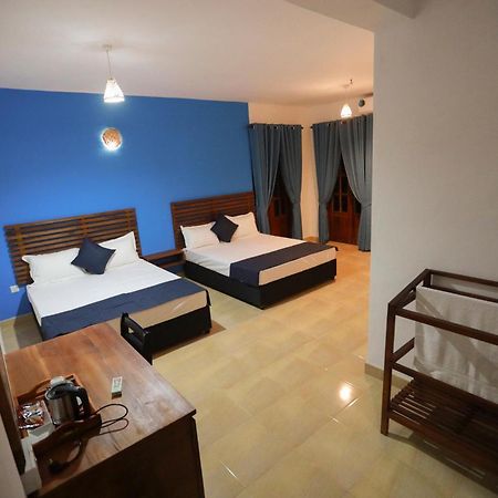 Stellar Inn Peradeniya Exteriör bild